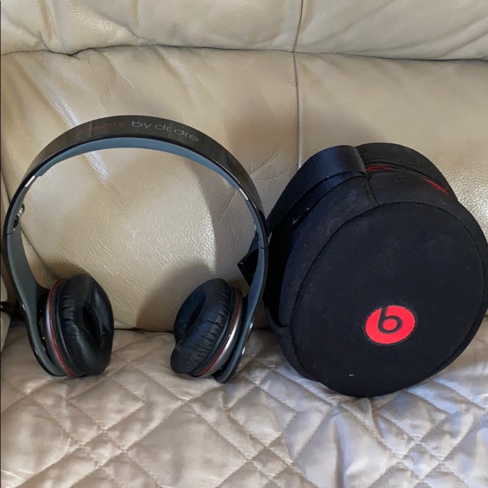 Beats Head phone by Dr.Dre